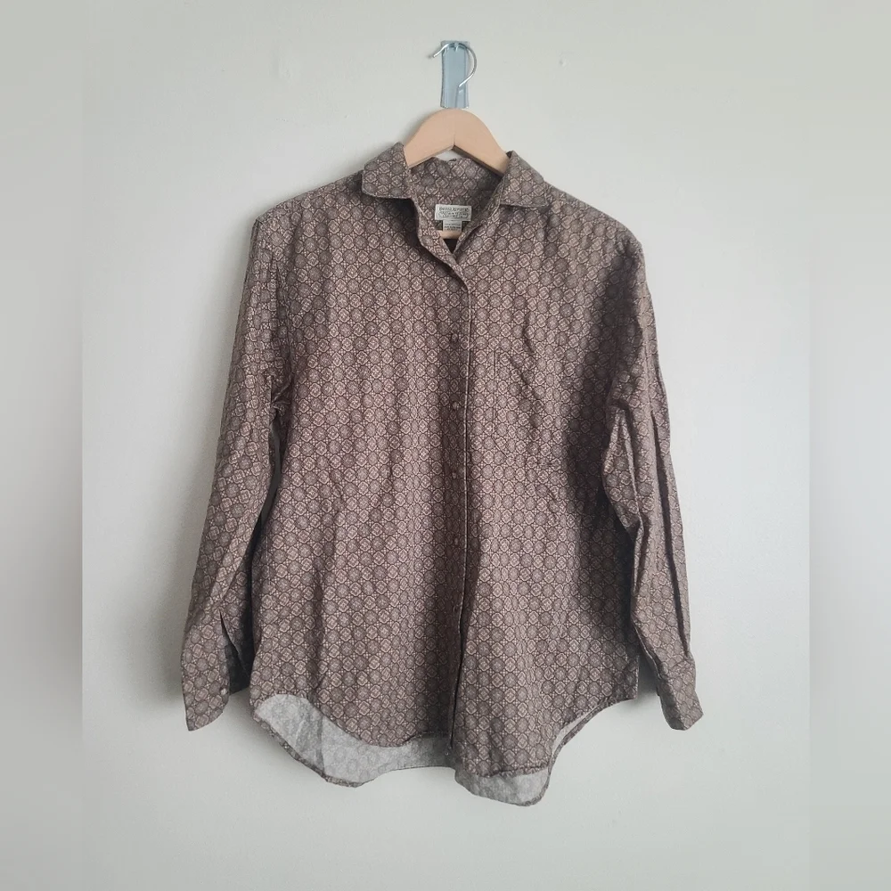 Vintage Banana Republic Safari & Travel Co. Men's Button-Down – Small